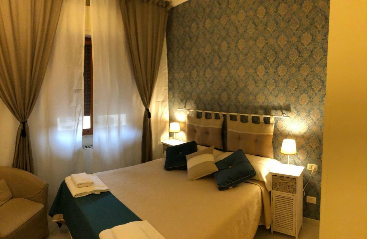Locanda San Giovanni ฟลอเรนซ์ ภายนอก รูปภาพ
